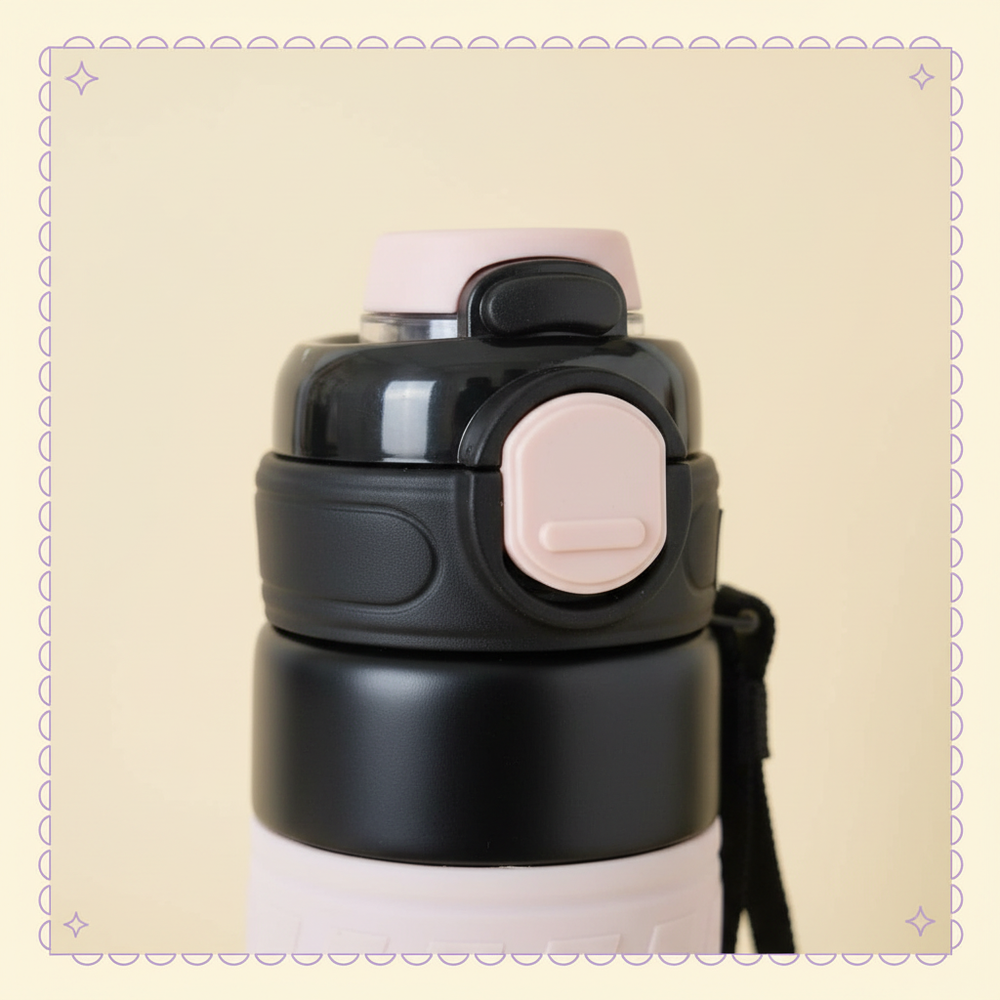 Bottle Detail – Button & Lid